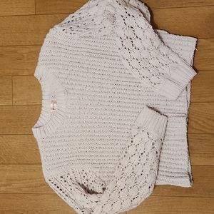 Dizzy gal sweater. Size large but fits more like a small.